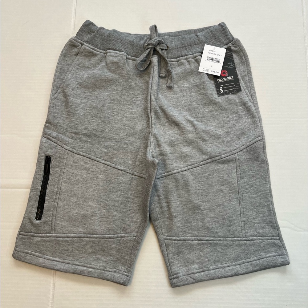 Akademiks Men’s Sweat Shorts